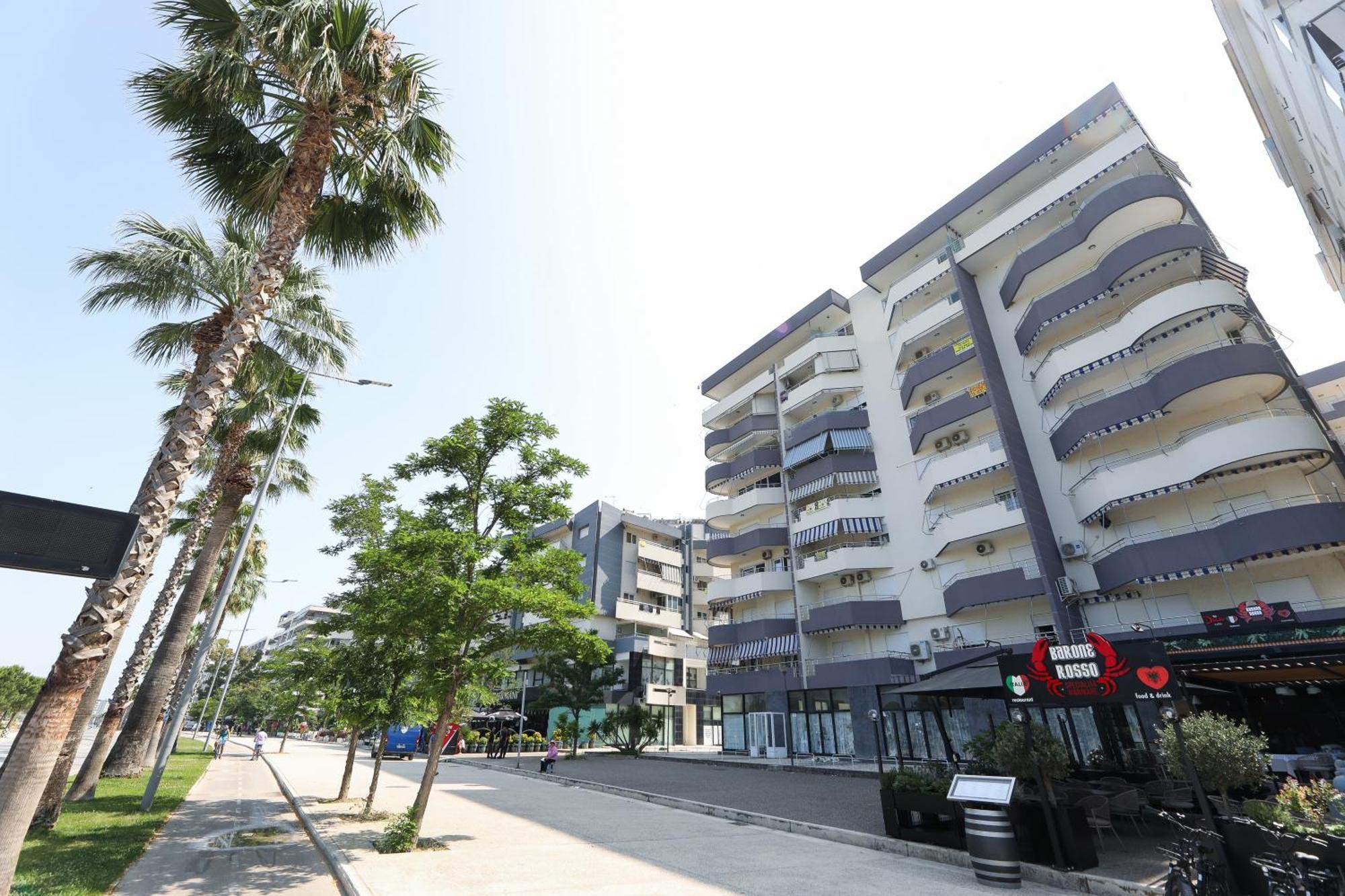 Apartament Marsi *
